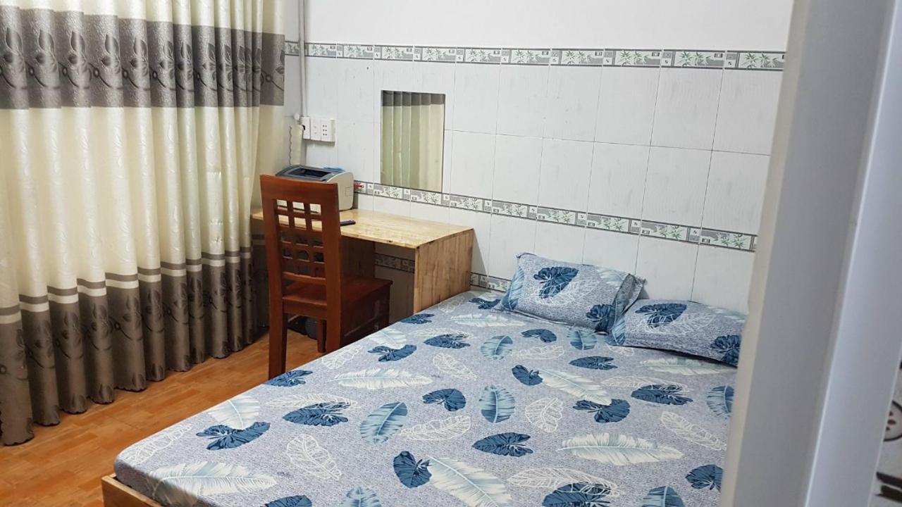 Hoa Lan Motel & Homestay Giong Tu Dien 外观 照片